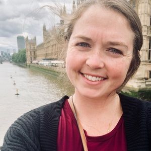 Meet your Posher, Devin